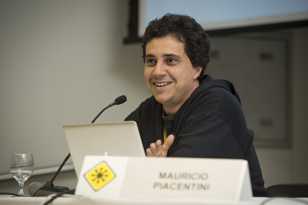 Disputa por melhores designers de jogos é tema de debate no Fisl14